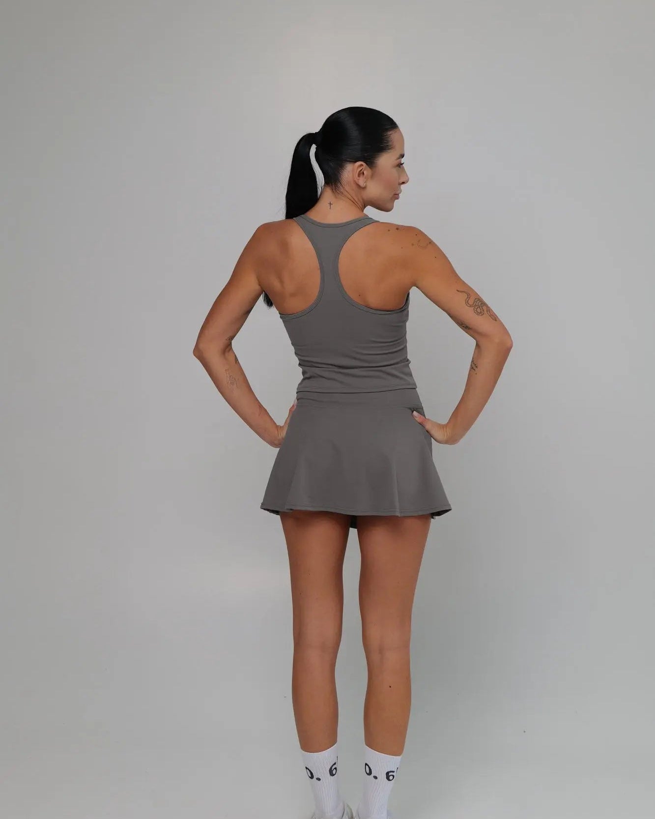 Black soft material top and skirt set - Six Zero padel