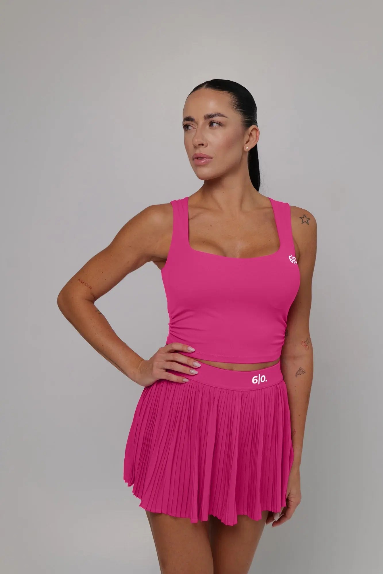 Black color top and pleated skirt set - Six Zero padel